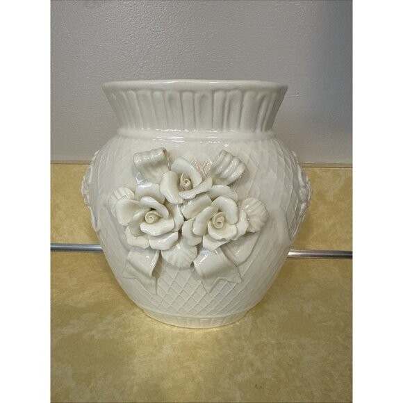 Vintage Bisque Porcelain Vase Sculpted 3D Raised Flower Pattern 6.25'' Tall - Picture 1 of 5